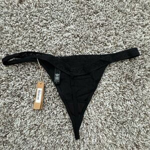 NWT SKIMS Logo Mesh Skimpy thong, size L